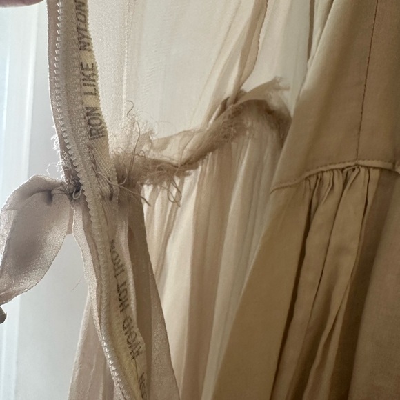 VTG Tulle and Lace Beige Midi Dress With Slip Size 4 - Picture 6 of 13
